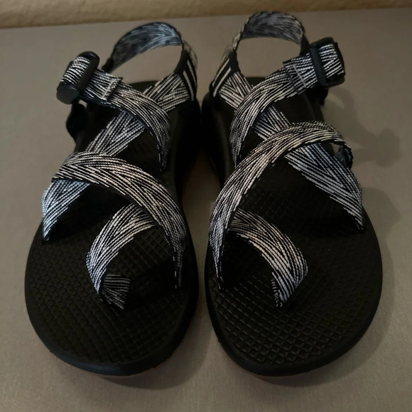 Chaco Z2 Classic Sport Sandals, Black, Women's 5 - Picture 3 of 6